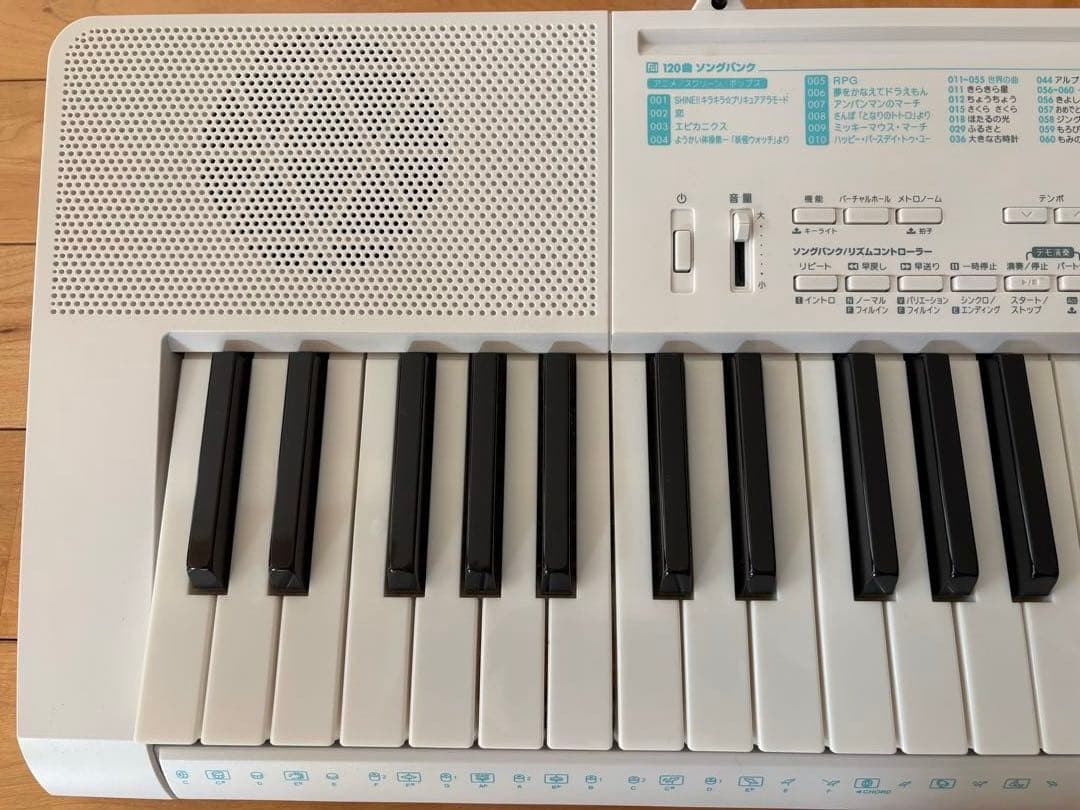 CASIO キーボード　光ナビゲーション　LK-128 カシオ　電子ピアノ