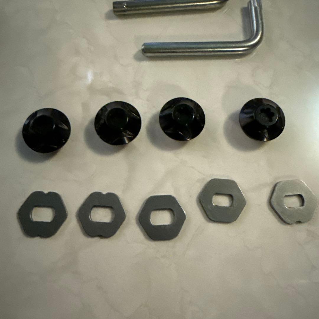 バリアルハンドルブラック 100.100.95ベイトリールハンドル 3本セット