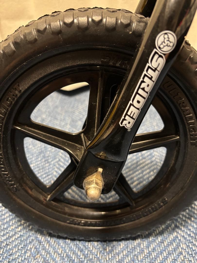 [極美品] STRIDER SPORTS 12インチ レッド 日本正規品