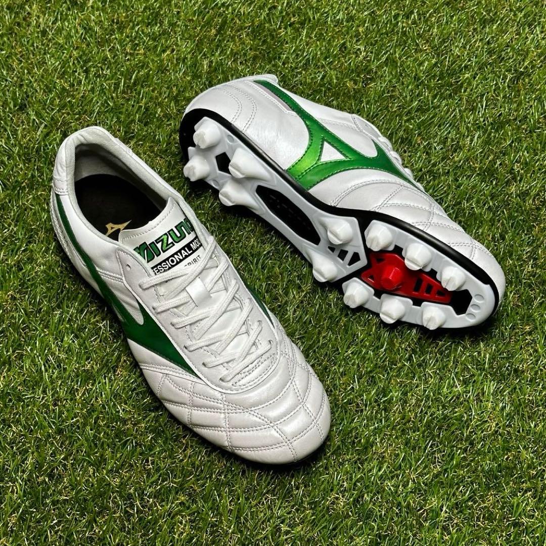 ミズノ　モレリア2ジャパン　ペイントカスタムモデル　26.0㌢