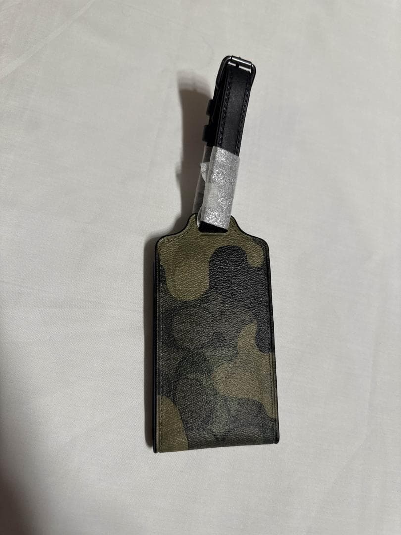 COACH ネームタグ シグネチャー ラゲッジタグ グリーンマルチ
