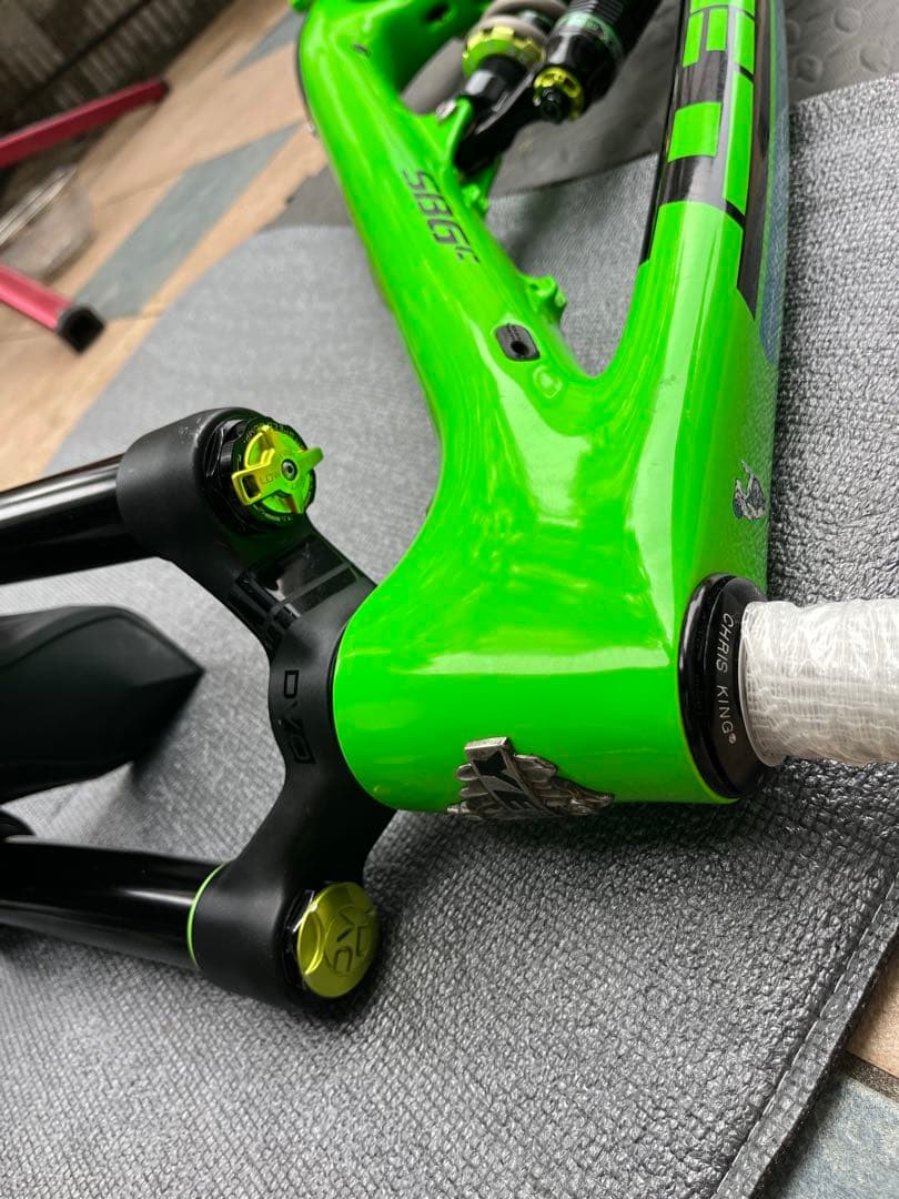 YETI SB6C XS size + DVO フォーク