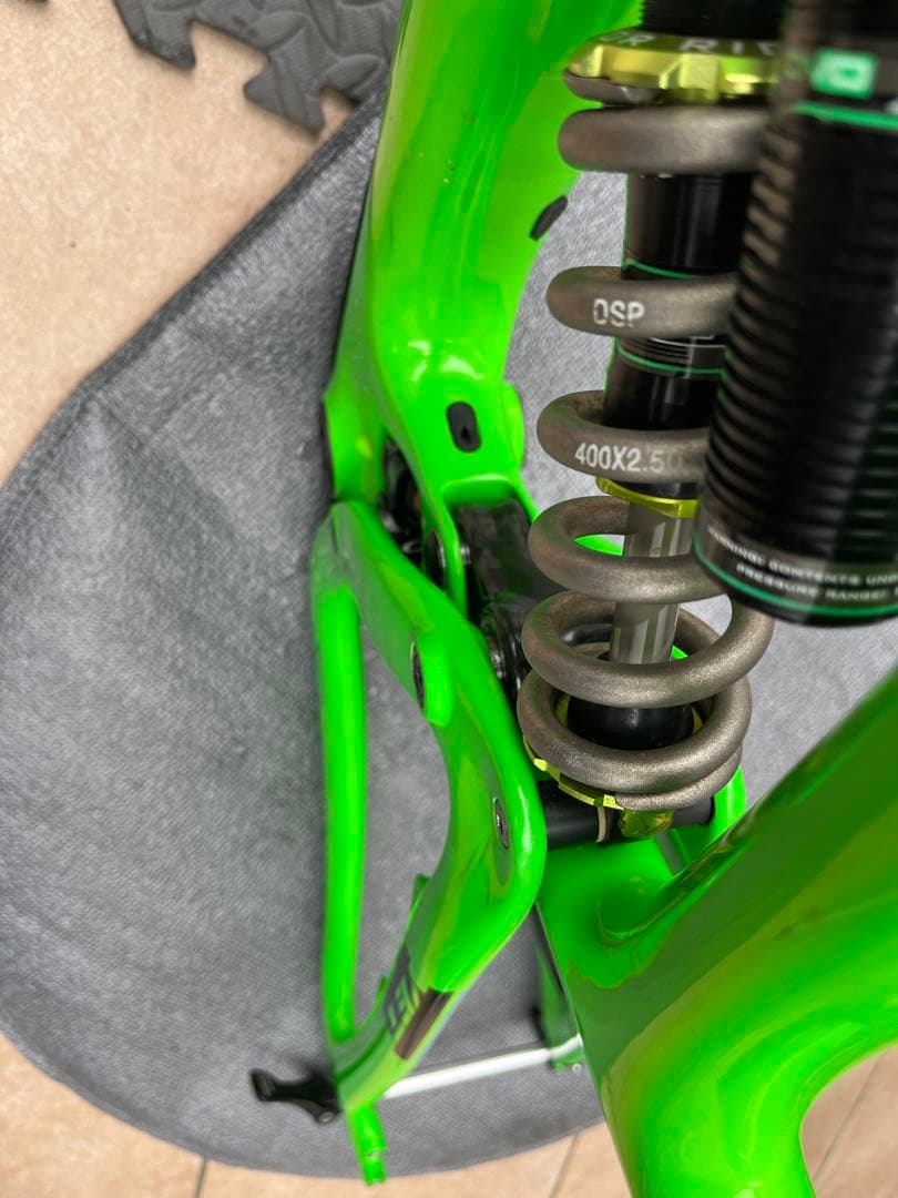 YETI SB6C XS size + DVO フォーク