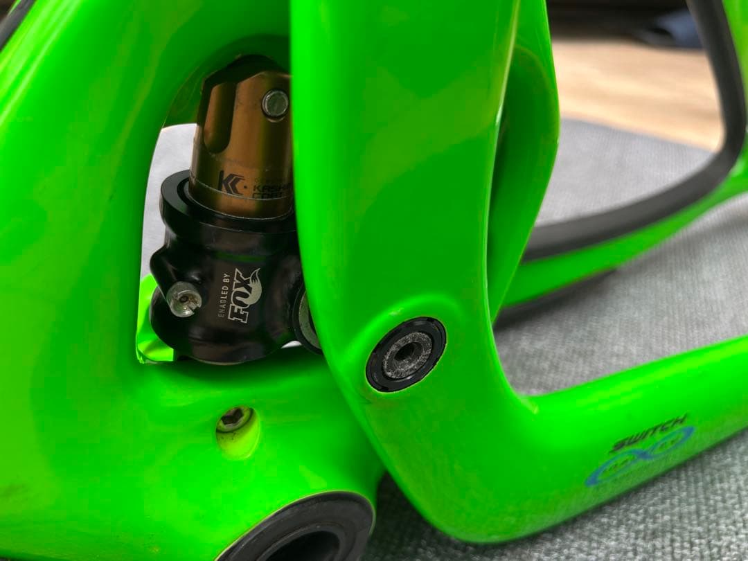 YETI SB6C XS size + DVO フォーク