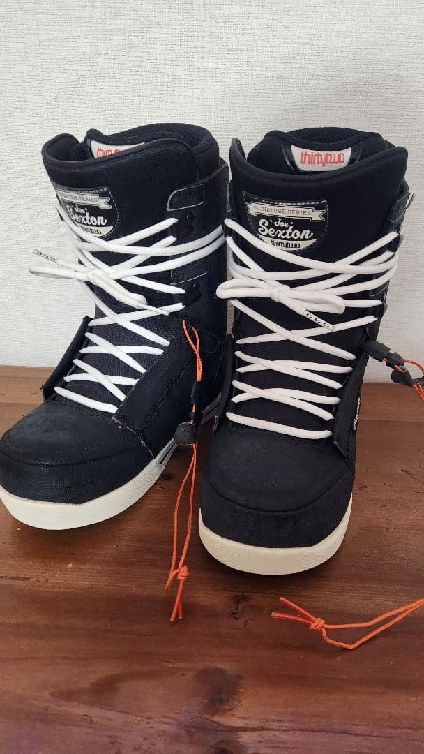 thirty two スノーボードブーツ ブラック