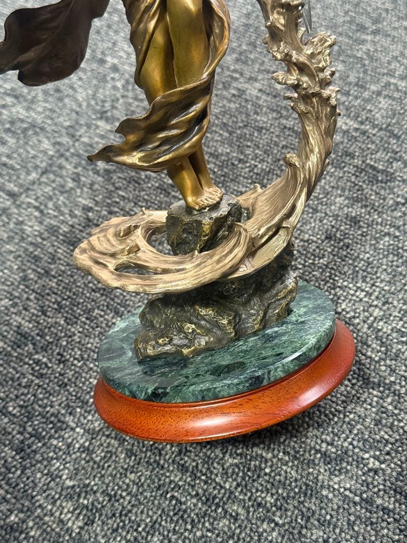 【湖の乙女】 エミリーカフマン作 フランクリンミント製 ブロンズ像 女神