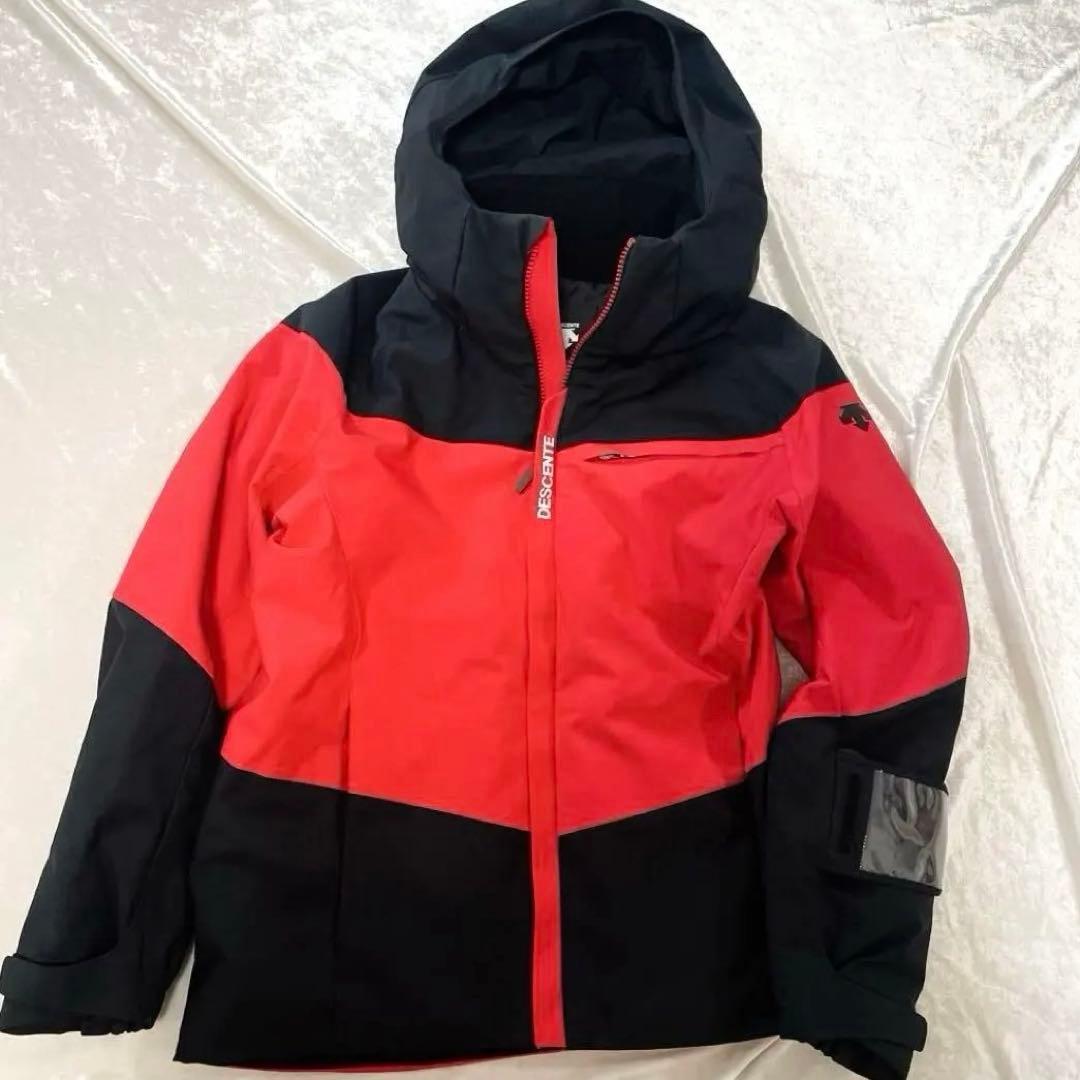 デサント　DESCENTE ロゴ　スノージャケット　スキー　ウィンタースポーツ
