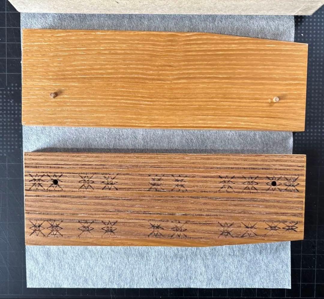 旭川駅開業記念　木製オブジェ180mm x 60mm レール文鎮付き