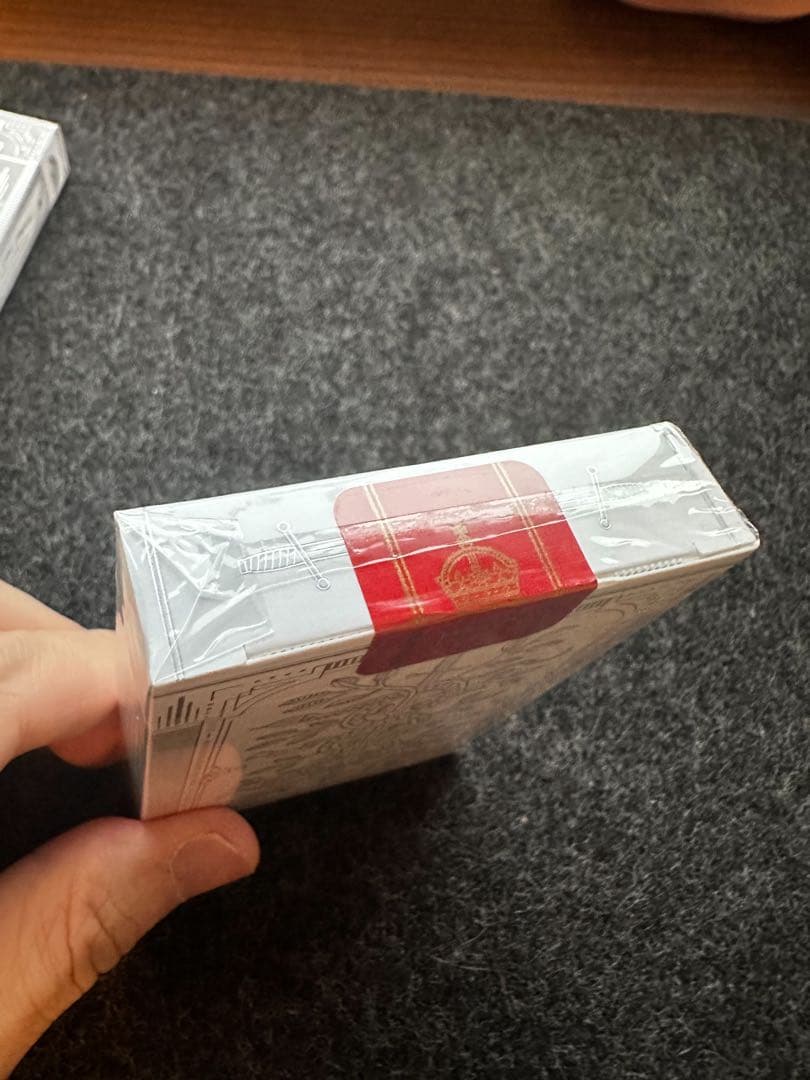 MONARCH 限定カラー　ホワイトシルバー