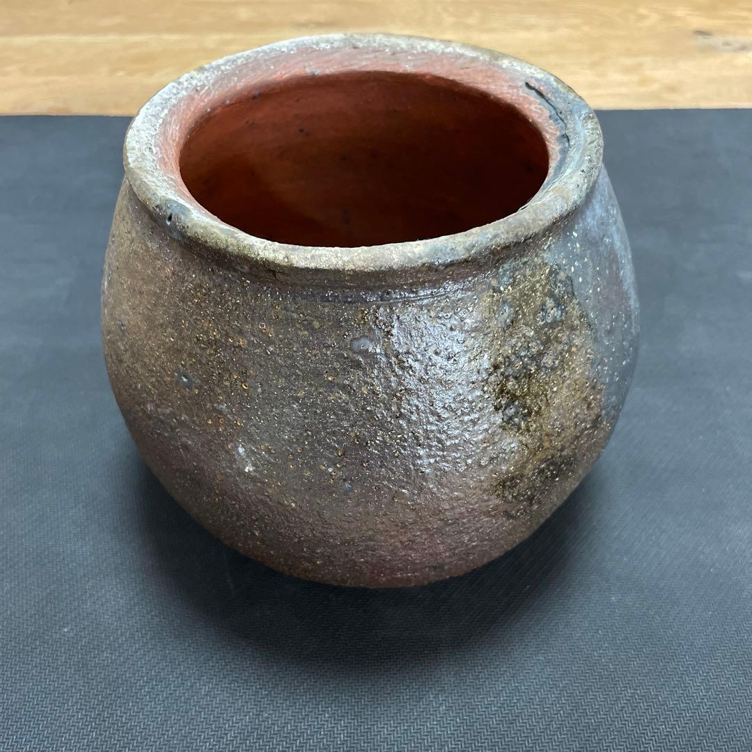 中川伊作　知花南蛮焼き　サンゴ窯変　花いけ　水指　金彩　沖縄