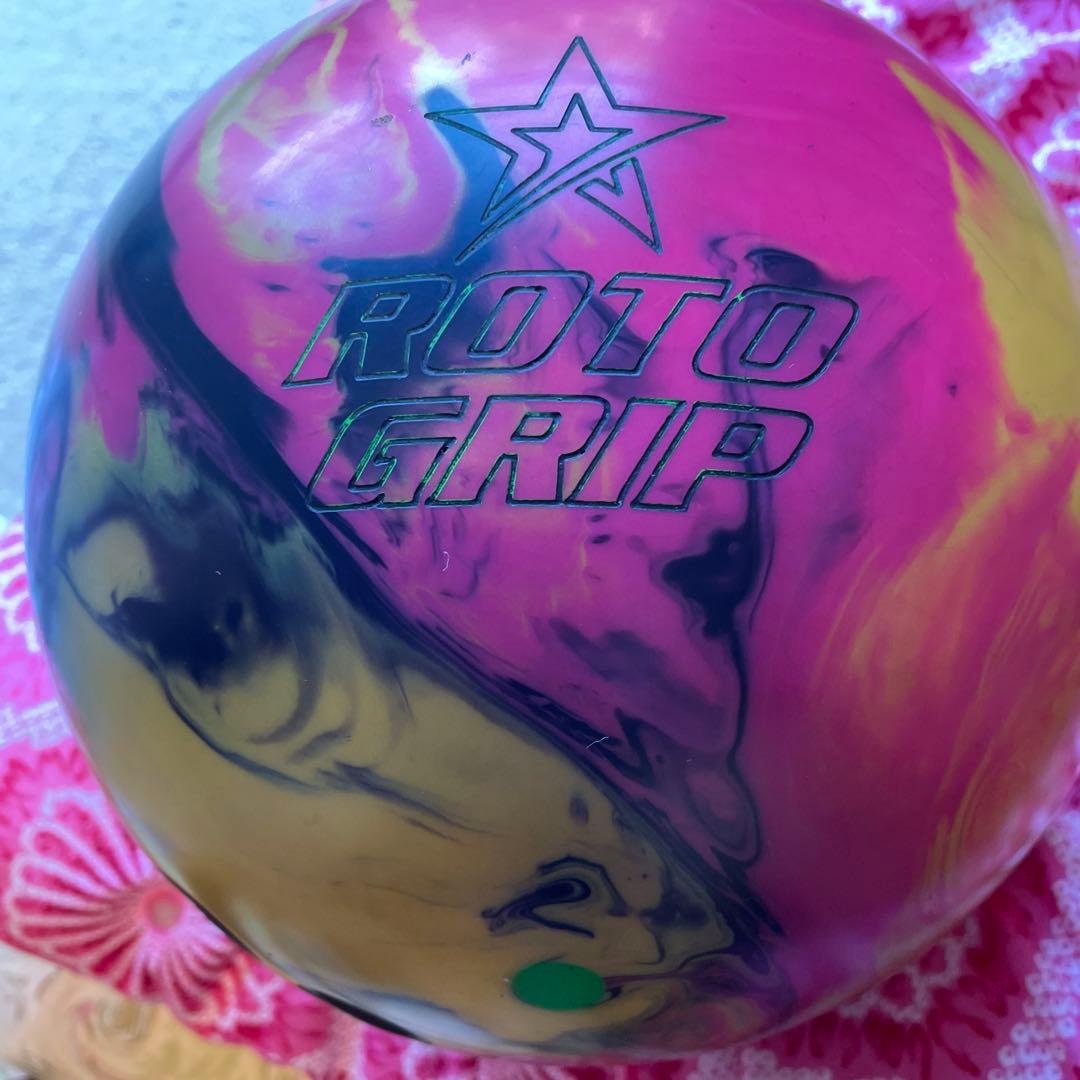 ボウリングボール ロトグリップマジックジェム6.３キロ
