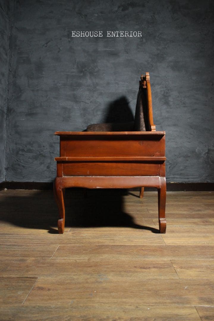 首都圏送無料〜 実用可能な美し過ぎるオブジェ 古いテレフォンベンチ 原産国不明