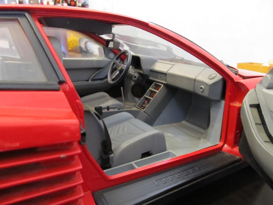 現状品★廃盤★イタリア【ポケール社】1/8フェラーリ　テスタロッサ完成品