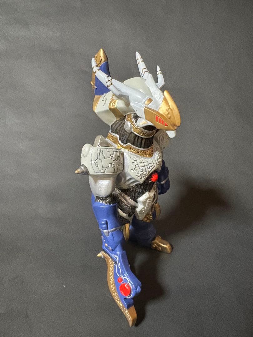 ウルトラ怪獣ソフビ　ギャラクトロンMKⅡ　リペイント完成品