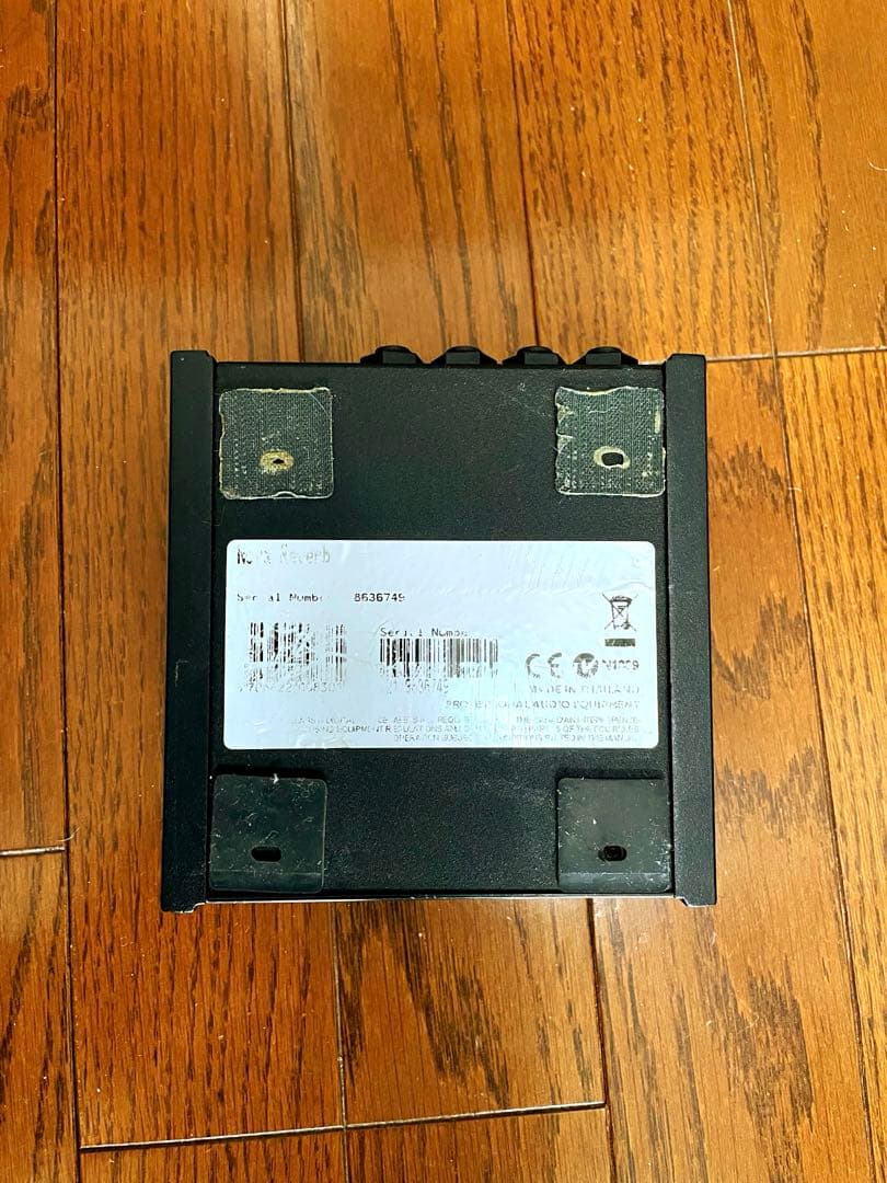 ギター t.c. electronic NR-1 NOVA REVERB