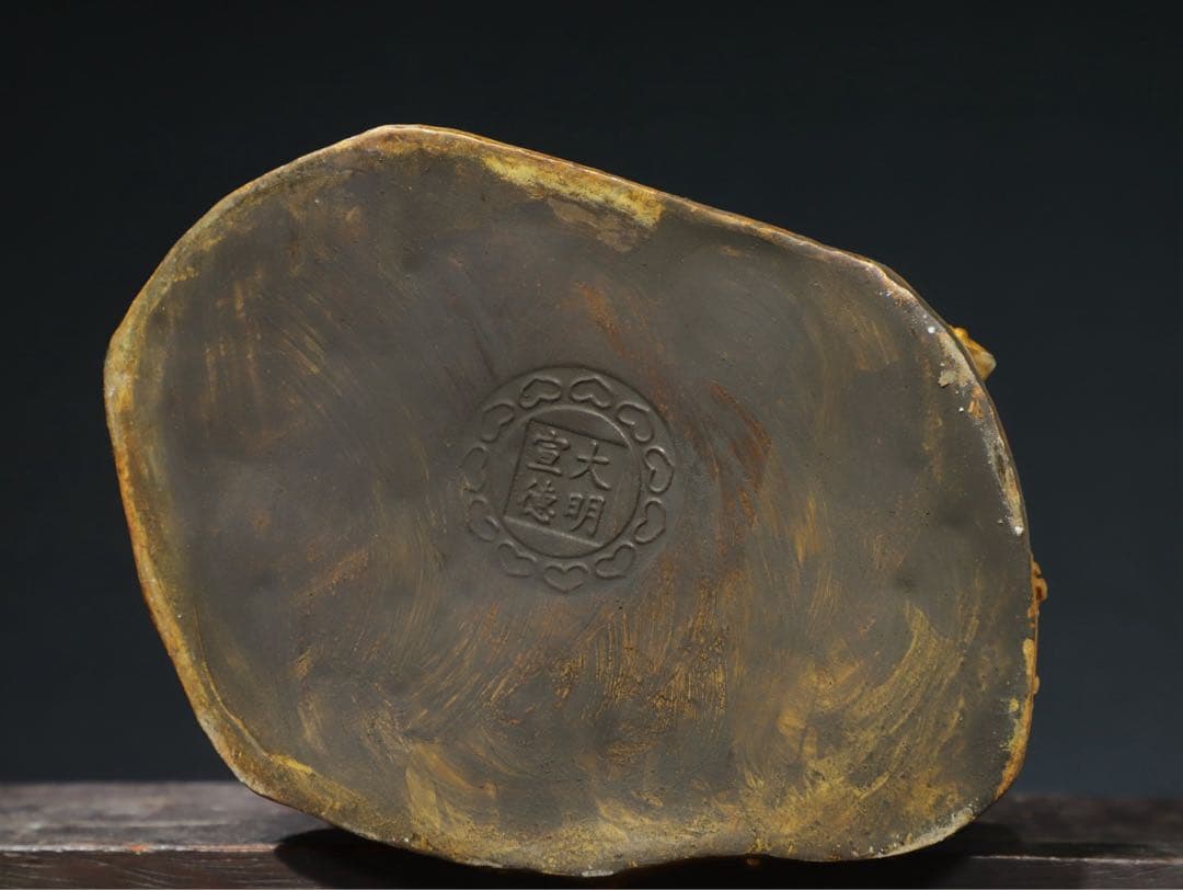 旧蔵　純銅製金メッキ　観音　細工彫刻　置物　供奉 供養 インテリア　仏像