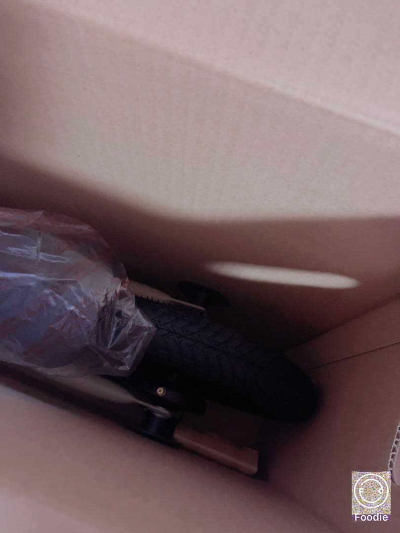 新品未使用　バランスバイク キックバイク ブレーキ付　キッズバイク スパーキー