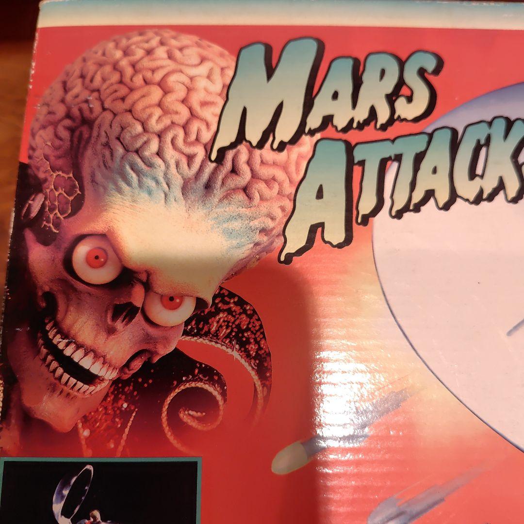 Mars Attacks! 火星人の飛行円盤