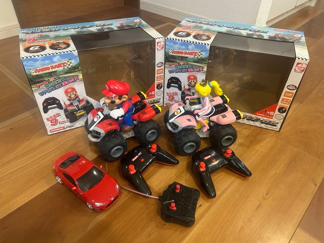 マリオ・ピーチ バギー　ラジコン　&おまけのトヨタ86ラジコン