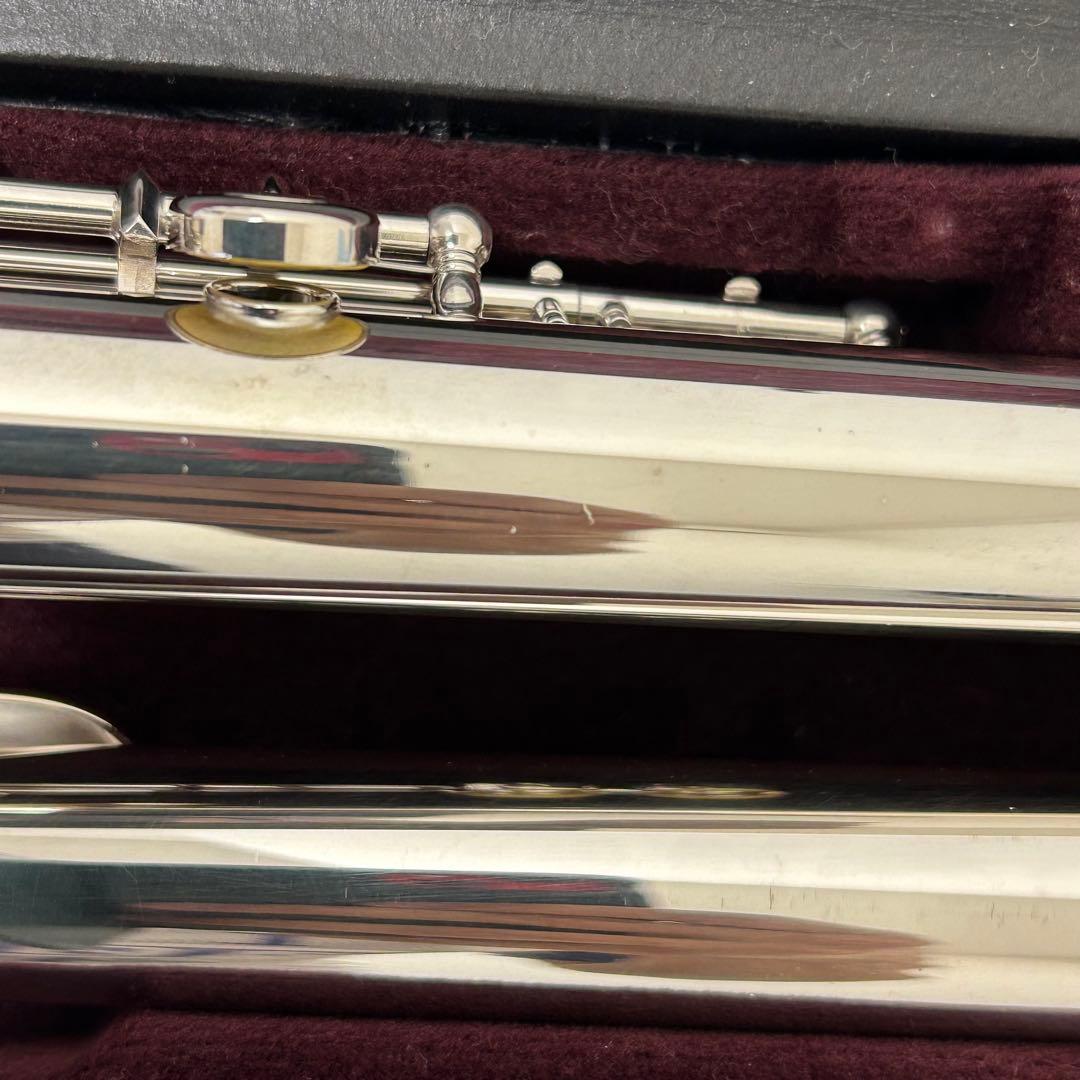 ヤマハフルート　YFL-211 Eメカ付き