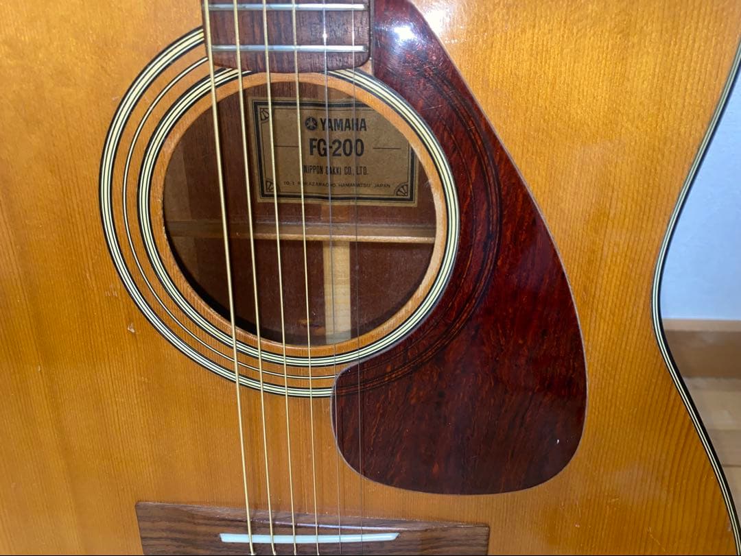 ひびき！YAMAHA FG200グリーンラベル　調整済み新品弦　激鳴り！