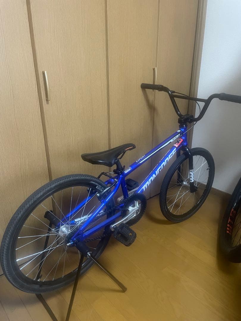 mon BMXバイク 青