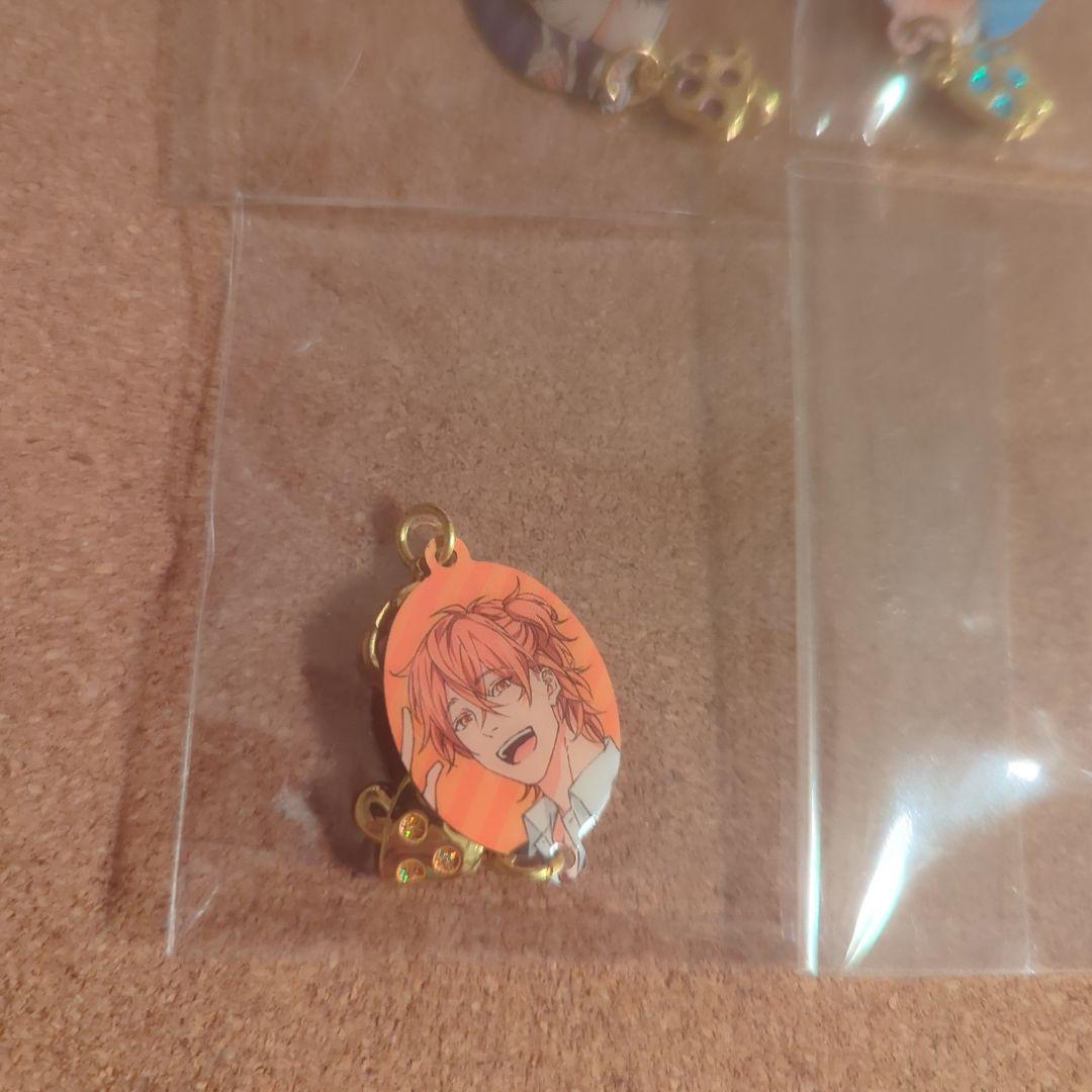 ヤリチン☆ビッチ部 メタルチャームコレクション