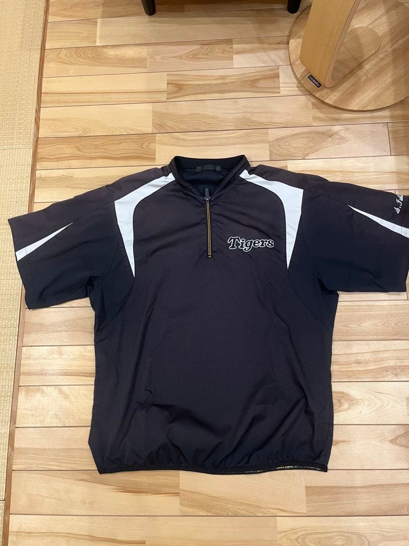 [プロ支給品] 半袖Vジャン