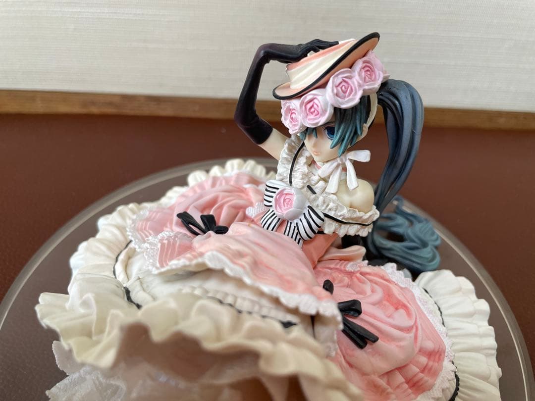 【 黒執事 】 フィギュア 【 駒鳥 】