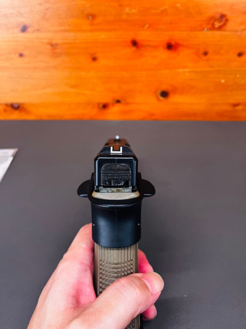 東京マルイ　GLOCK17カスタム　ガスガン