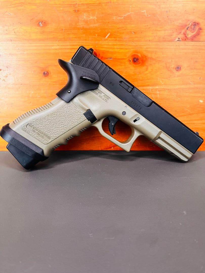 東京マルイ　GLOCK17カスタム　ガスガン
