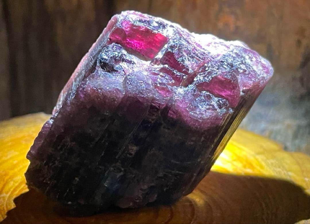 トルマリン原石　ルベライト原石　巨大
