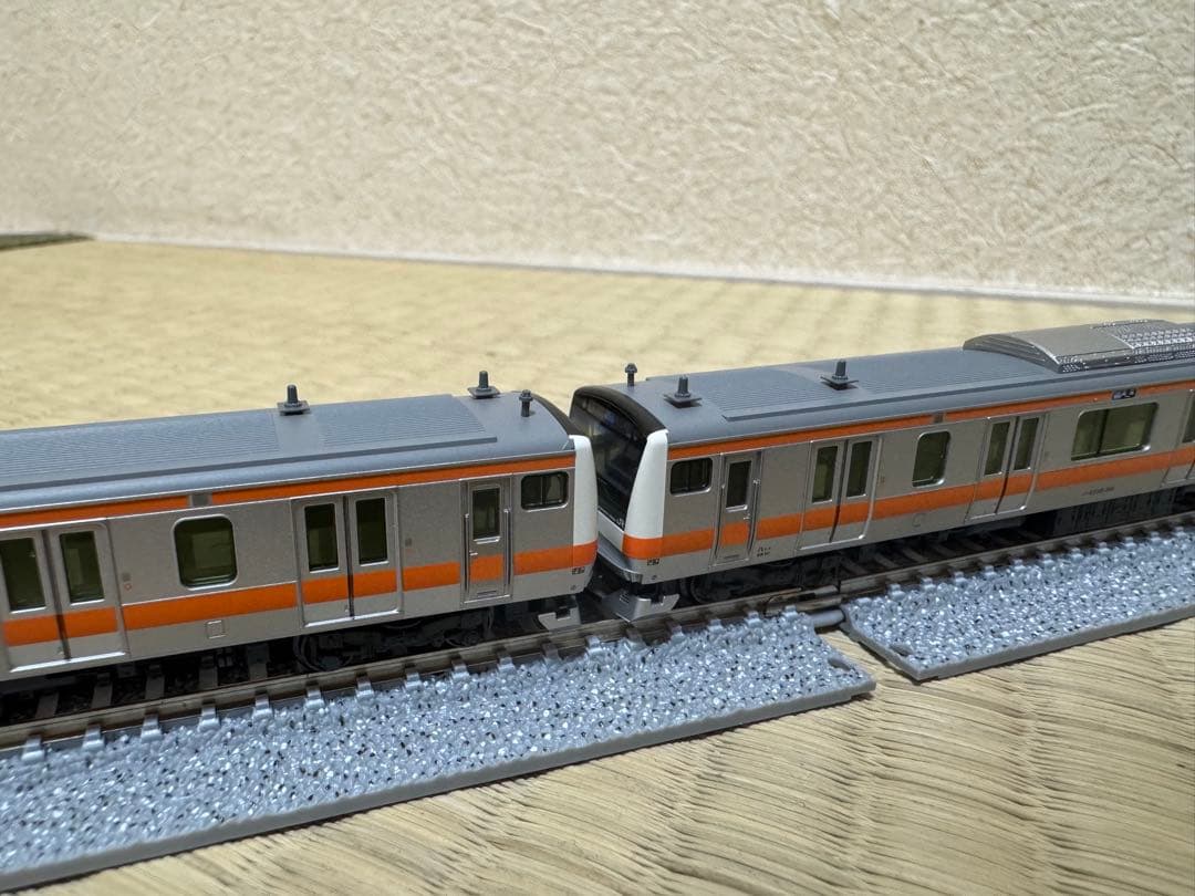 Nゲージ KATO E233系中央線(H編成・トイレ設置車)