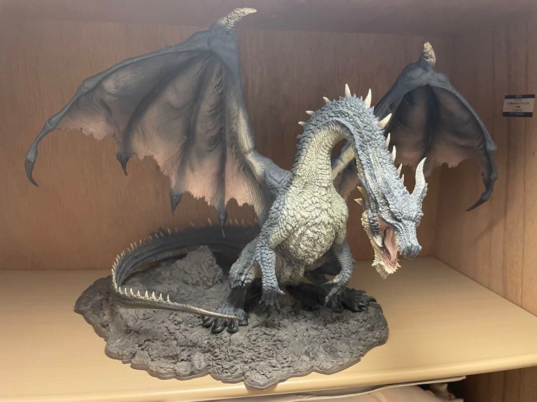 黒龍　ミラボレアス　フィギュア　クリエイターズモデル
