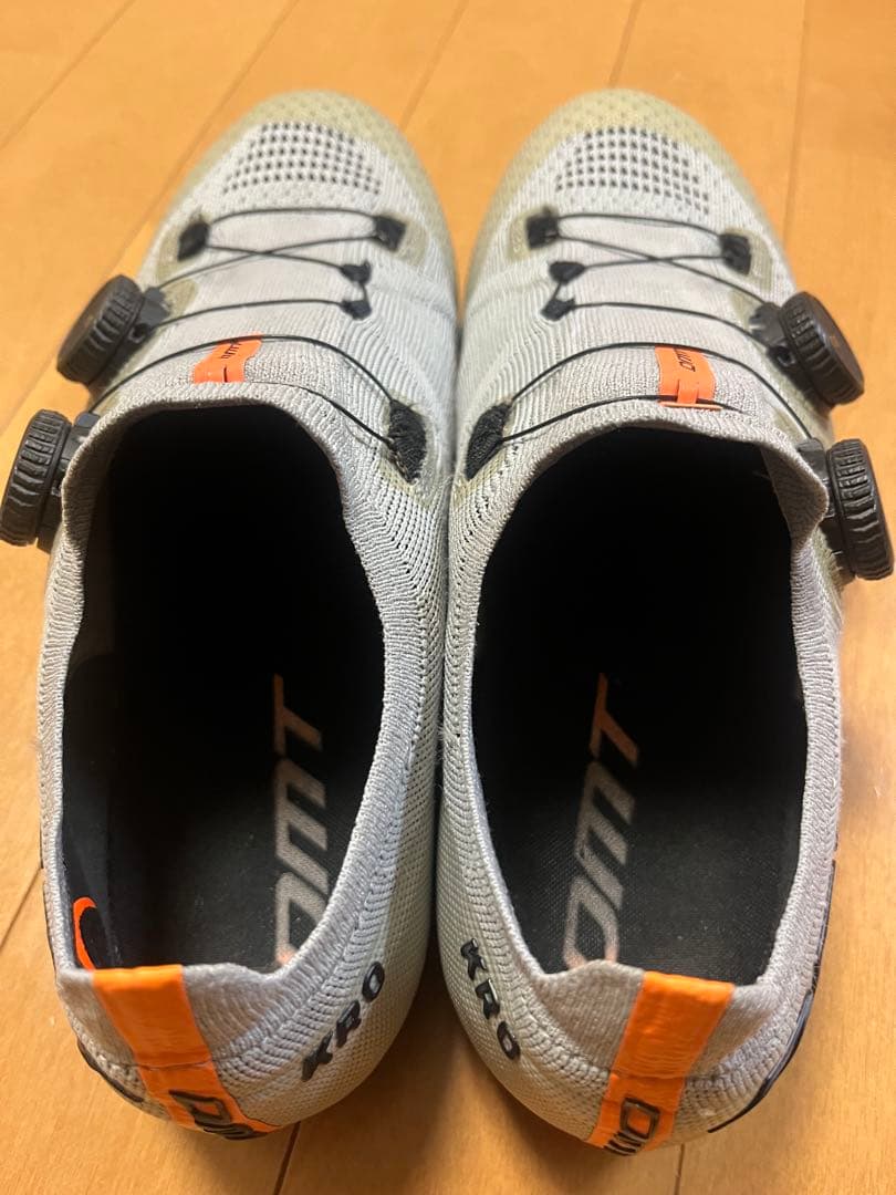 DMT KR0 グレー ロードバイク 用ビンディングシューズ