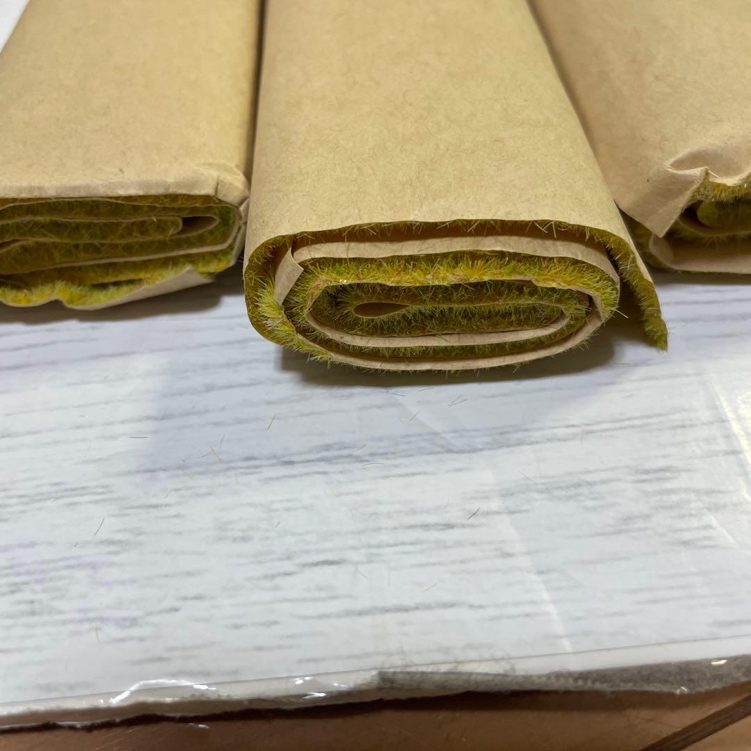 芝生マット 大判 人工芝 ロール マット 黄色 2mm厚 37×50ジオラマ