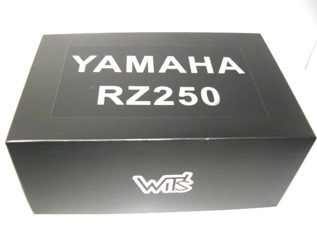 絶版品　WIT'S 1/12 ヤマハ RZ250
