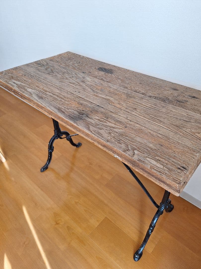 フランスアンティークテーブル