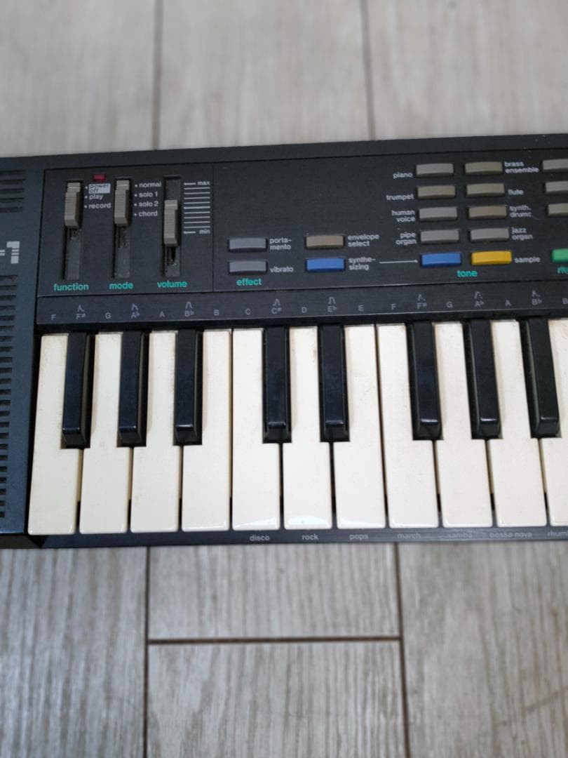 CASIO サンプリングキーボード SK-1 ACアダプター付き 音出し確認済