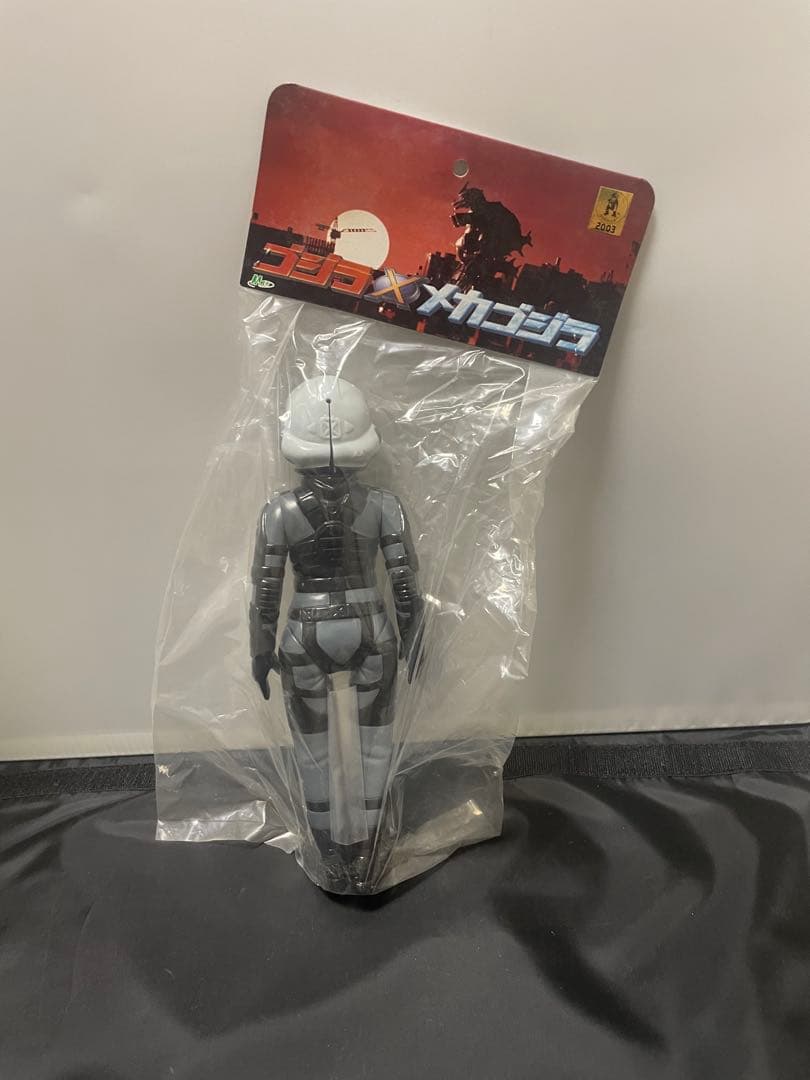 M1号 アカネ隊員