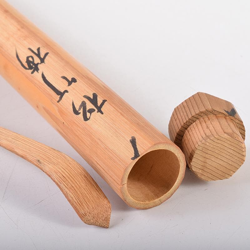 茶道具　表千家十三代即中斎　自作茶杓　銘「松竹梅」　書付共筒共箱　M　R8041