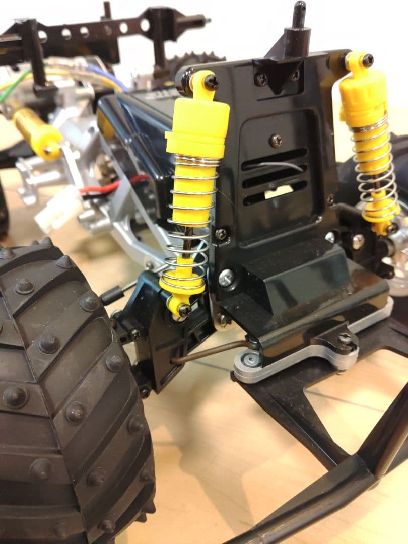 モンスタービートル　サンドベージュ塗装 タミヤ　ラジコン(プロポセット　箱付)