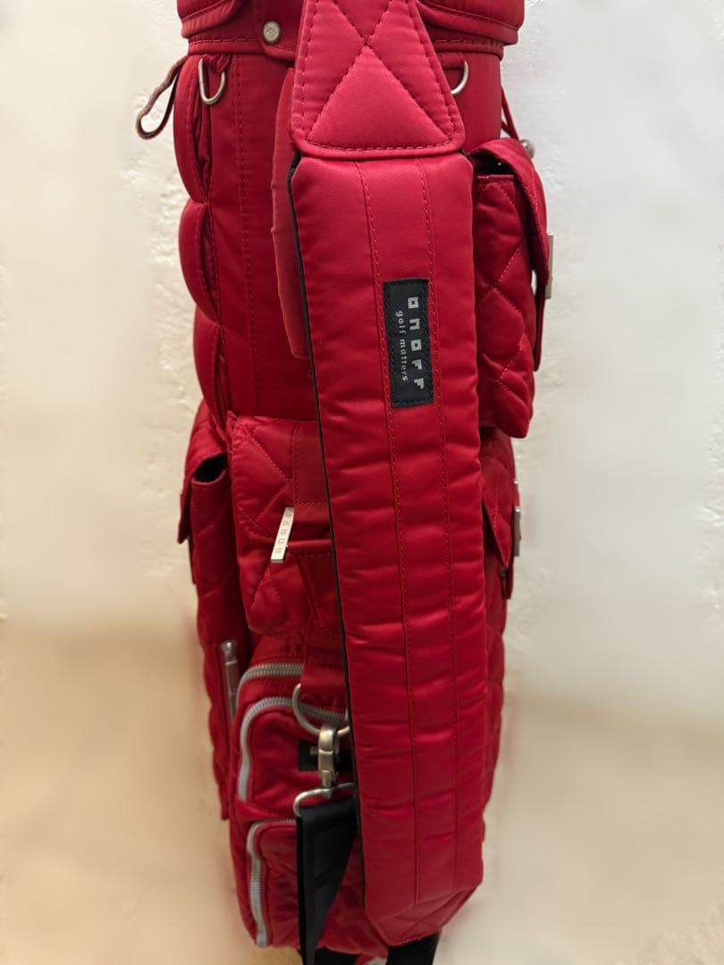 【美品】オノフゴルフバッグ・キャディバッグ(ヘッドカバー付き)