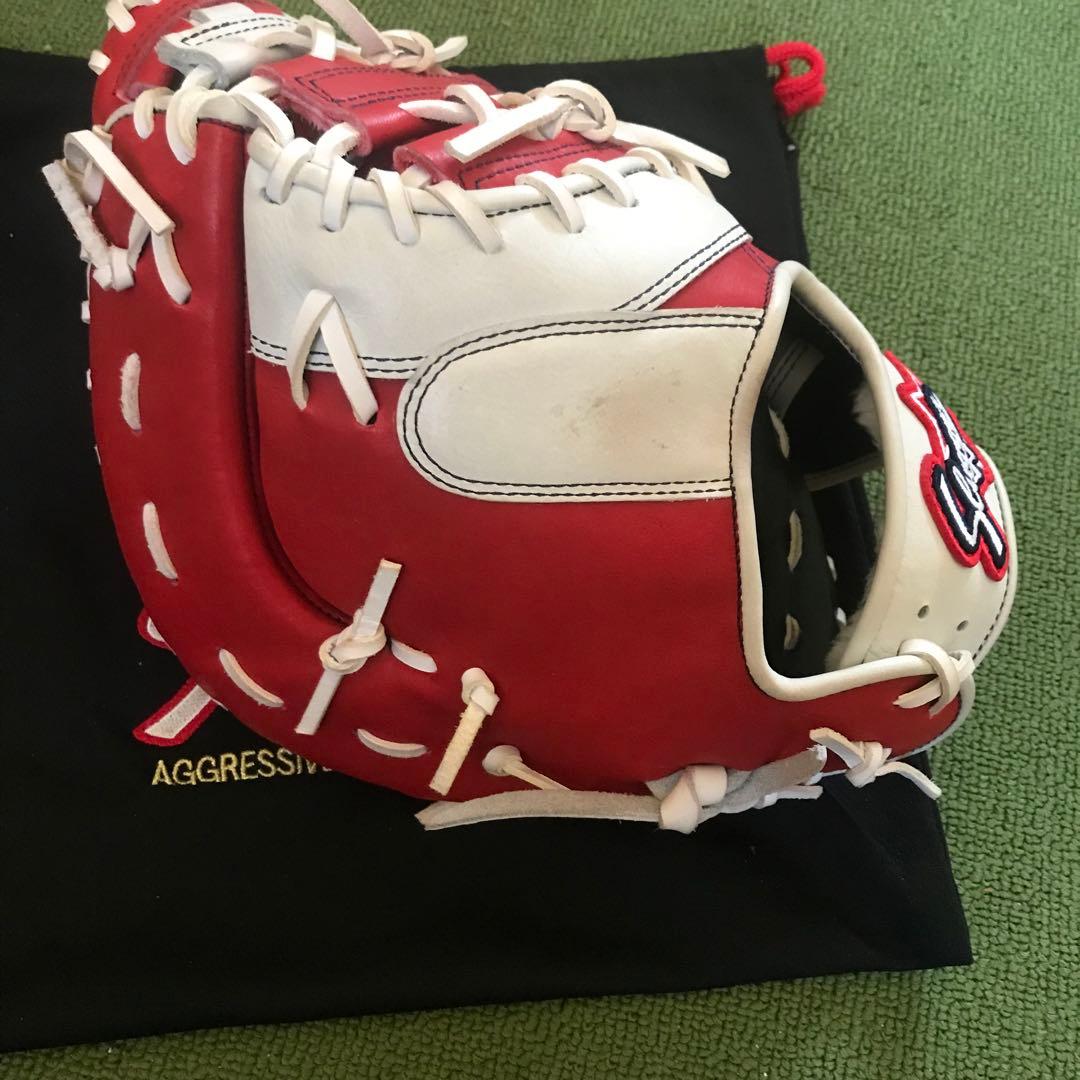 16日掲載終了！オーダーSlugger 軟式グローブ 赤/白 収納袋付き