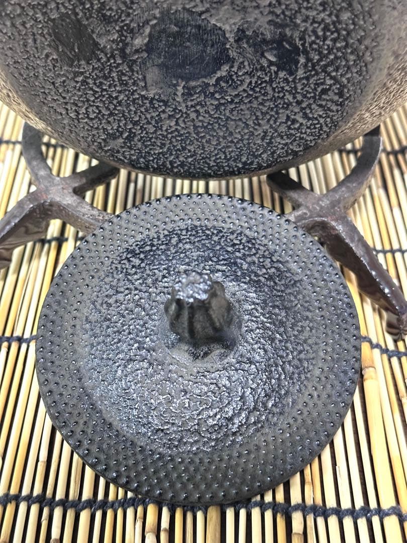 未使用、木箱、付属品付　南部三厳堂名人熊谷専太郎南部渓泉造　１５型手取型アラレ