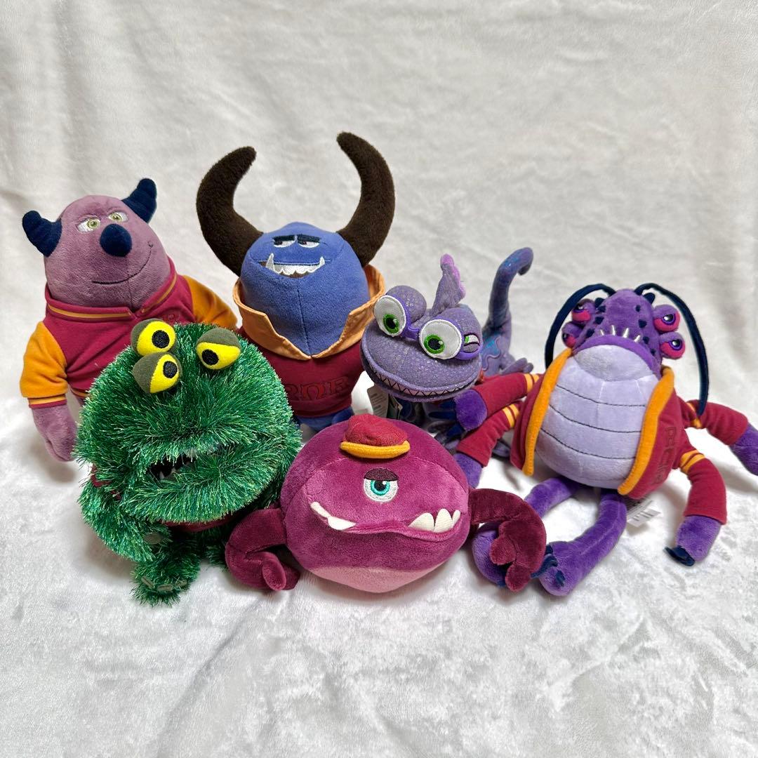 モンスターズユニバーシティ 海外購入 RΩR ぬいぐるみ 6体セット