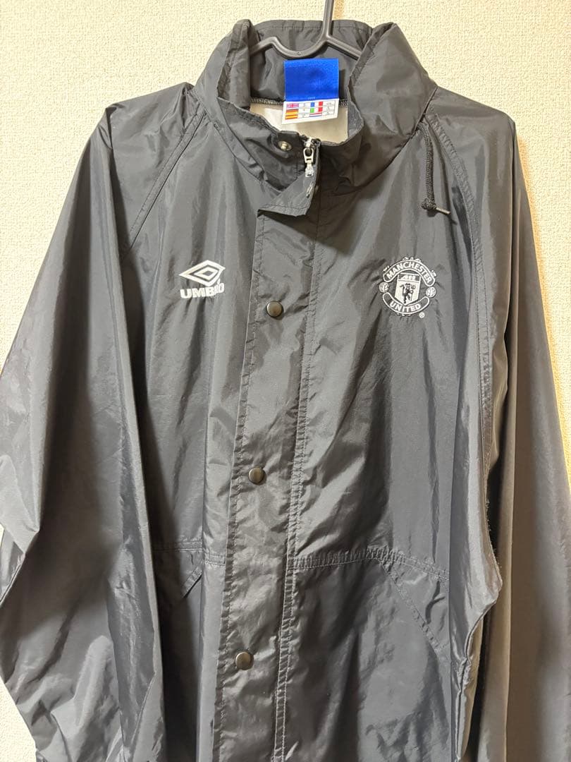Umbro マンチェスター・ユナイテッド ウィンドブレーカー