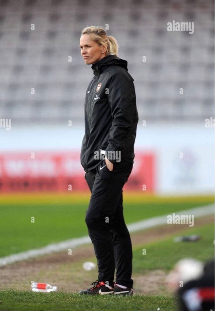 アーセナル　アンセムジャケット　ナイロンジャケット　トラックジャケット　ジャージ