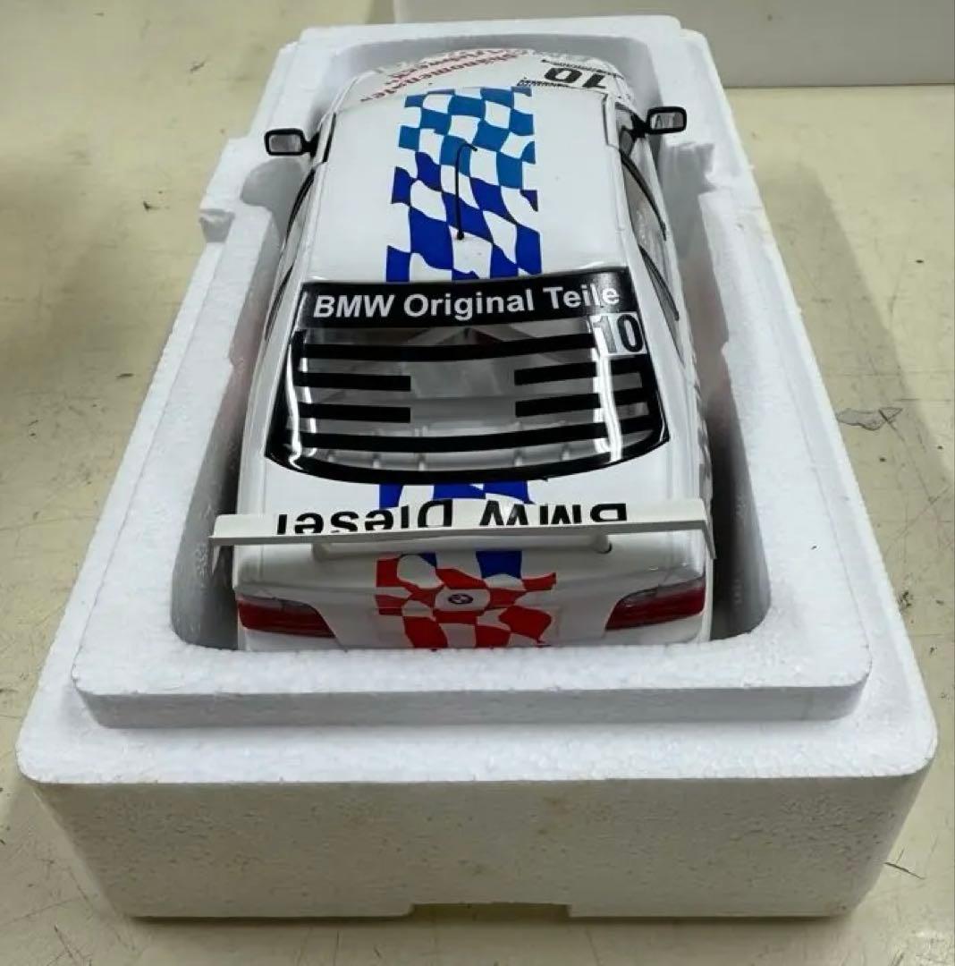 激レア！！ E36 320d 1:18 ミニカー