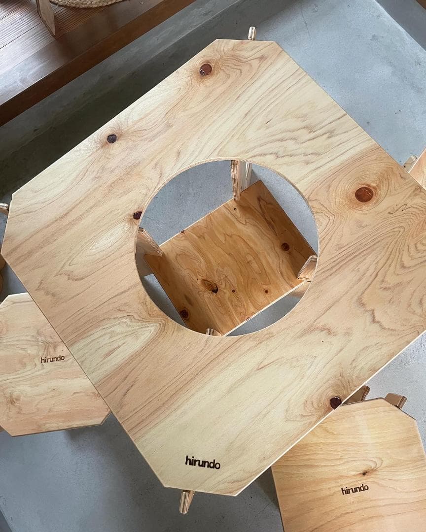 (B品・傷あり)組立式 七輪テーブル&チェア2脚セット　BBQ　七輪